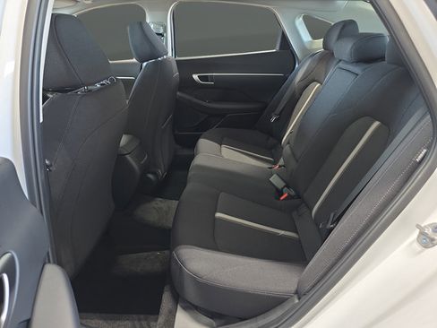 Used 2025 Hyundai Sonata SEL FWD image 31