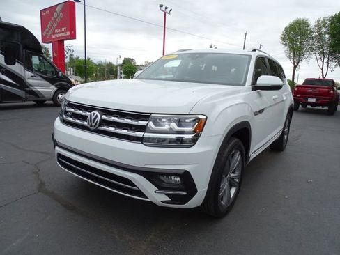 Used 2019 Volkswagen Atlas SE w/ Towing Package AWD/4WD image 2