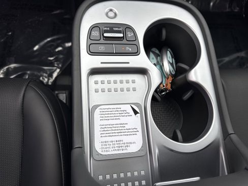 Used 2026 Hyundai Ioniq 9 Calligraphy image 29