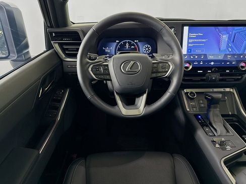 Certified 2025 Lexus GX 550 w/ Accessory Package (2T) AWD/4WD image 24