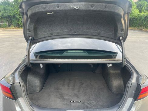 Used 2024 Nissan Altima 2.5 S FWD image 18