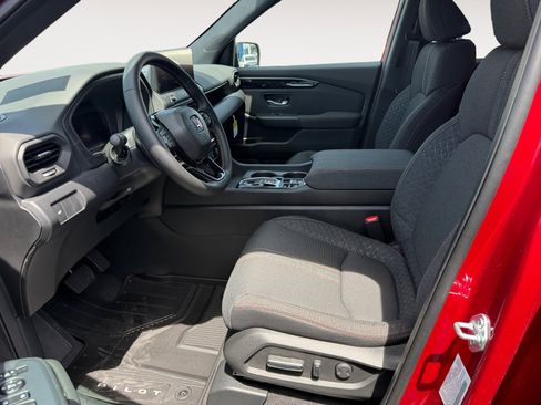 New 2026 Honda Pilot Sport image 10