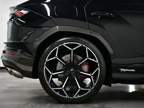 Used 2024 Lamborghini Urus Performante AWD/4WD image 25