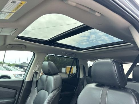 Used 2025 Honda Pilot Touring image 30