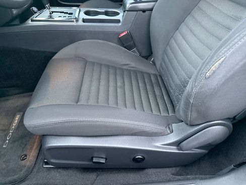 Used 2014 Dodge Challenger R/T image 11