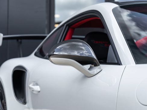 Certified 2019 Porsche 911 GT2 RS RWD image 35