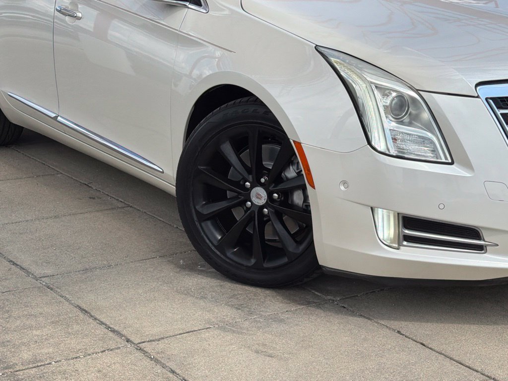 Used 2014 Cadillac XTS Premium FWD image 10