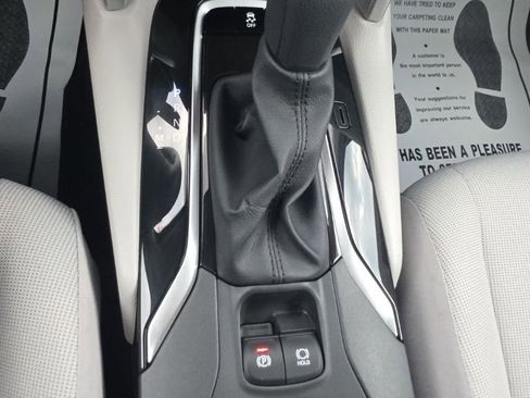 Used 2024 Toyota Corolla Cross L AWD/4WD image 21