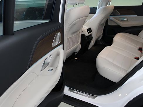 Used 2023 Mercedes-Benz GLE 350 image 17