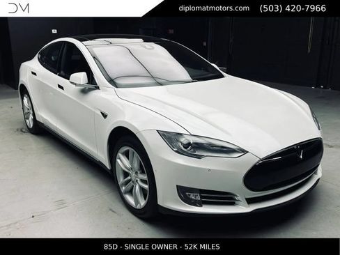 Used 2015 Tesla Model S 85D AWD/4WD image 8
