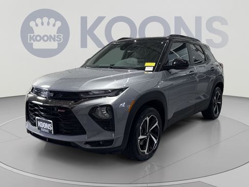 Used 2023 Chevrolet TrailBlazer RS w/ Sun and Liftgate Package AWD/4WD image 5