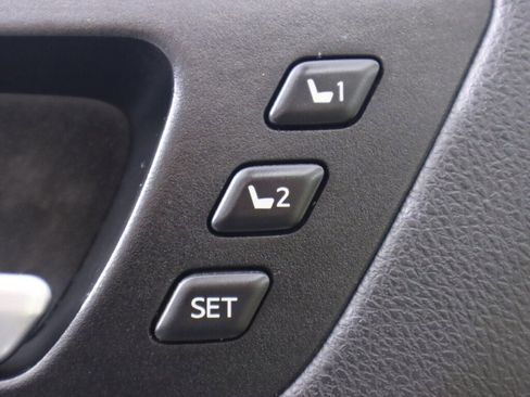 Used 2015 Toyota Highlander Limited Platinum image 33