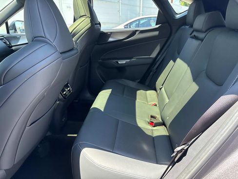 Used 2024 BMW 330i xDrive 330i xDrive Sedan AWD w/ Premium Package image 13