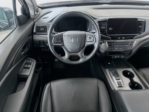 Used 2025 Honda Ridgeline RTL image 4