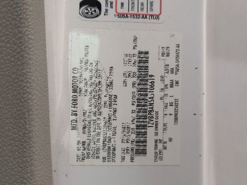 Used 2010 Ford Mustang Premium image 42