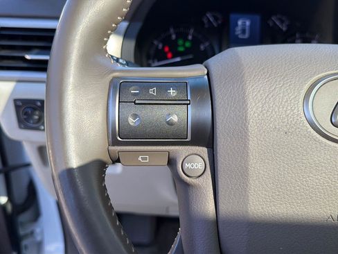 Used 2018 Lexus GX 460 Luxury AWD/4WD image 24