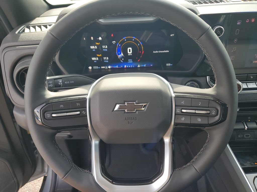 New 2026 Chevrolet Colorado Trail Boss w/ Midnight Edition AWD/4WD image 18
