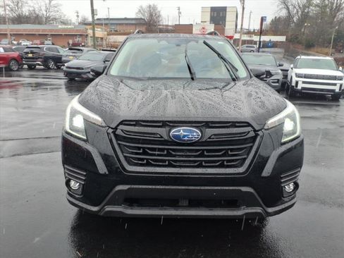 Used 2024 Subaru Forester Limited image 3