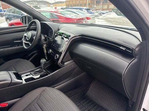 Used 2022 Hyundai Santa Cruz SE image 15