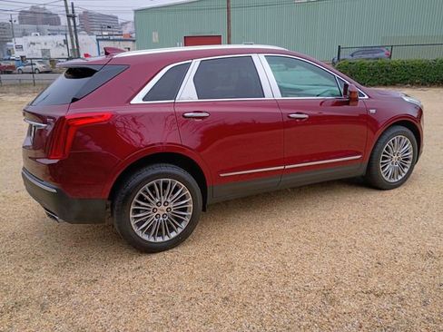 Used 2017 Cadillac XT5 Premium Luxury w/ Advanced Security Package image 14