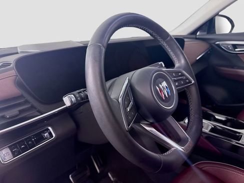 Used 2025 Buick Envision Sport Touring image 9