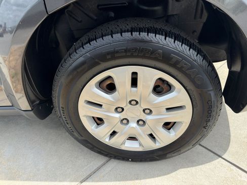 Used 2020 Dodge Journey SE FWD image 16