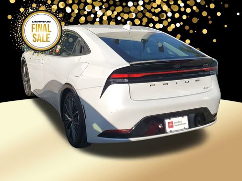 Certified 2024 Toyota Prius XLE image 7