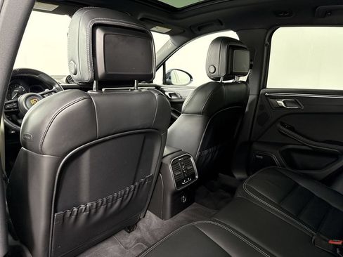 Certified 2023 Porsche Macan GTS AWD/4WD image 26
