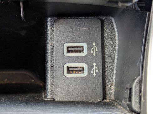 Used 2017 Ford Edge SEL w/ Equipment Group 201A image 25