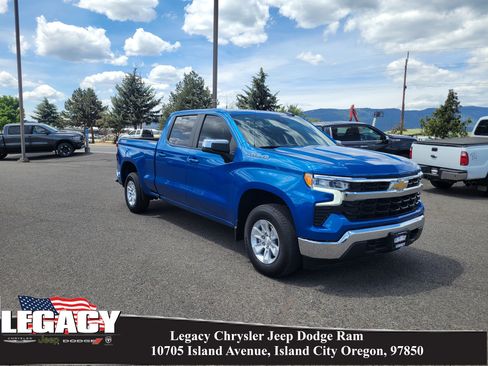 Used 2023 Chevrolet Silverado 1500 LT AWD/4WD image 1