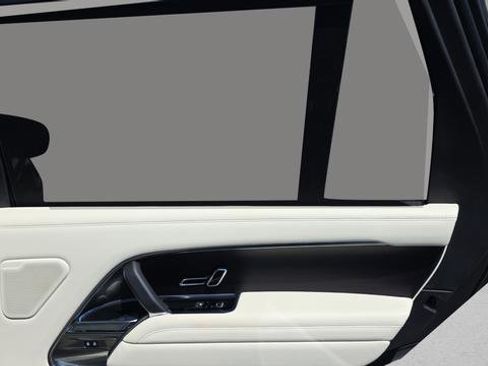 Used 2023 Land Rover Range Rover Long Wheelbase Autobiography image 26