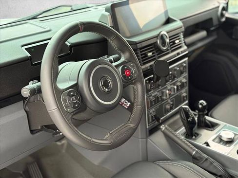 Used 2024 INEOS Grenadier image 11