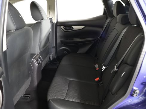 Used 2021 Nissan Rogue Sport S FWD image 28