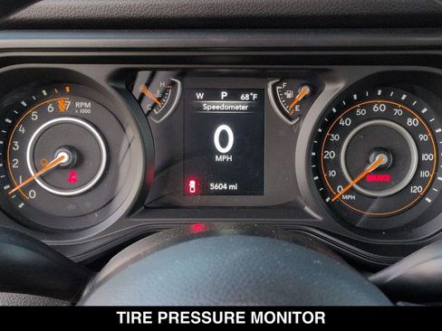 Used 2026 Jeep Gladiator Sport AWD/4WD image 18