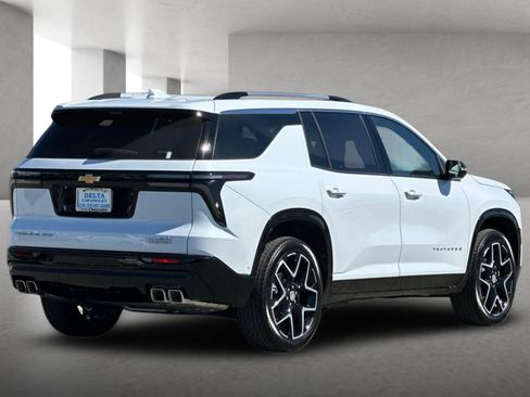 New 2026 Chevrolet Traverse High Country image 4