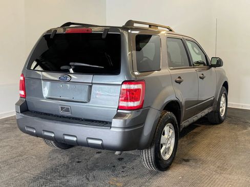 Used 2011 Ford Escape XLT FWD image 6