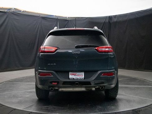 Used 2016 Jeep Cherokee Trailhawk w/ Comfort/Convenience Group image 11