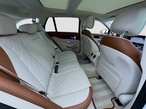 Used 2019 Mercedes-Benz E 450 4MATIC Wagon image 19