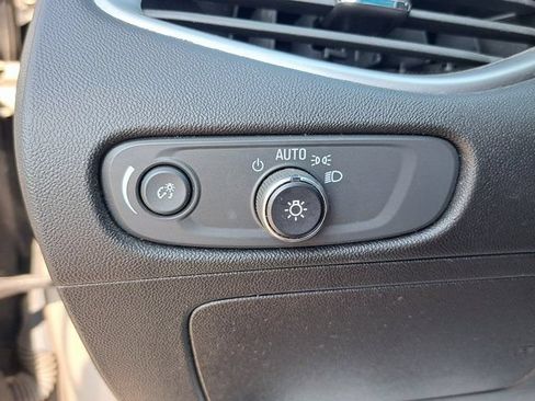 Used 2022 Chevrolet Malibu LT FWD image 15