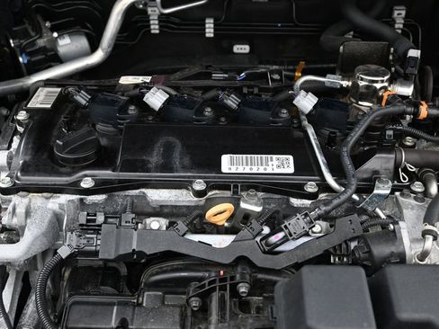 Used 2024 Toyota RAV4 XLE w/ Convenience Package FWD image 40