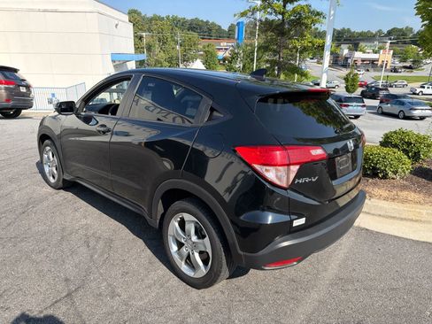 Used 2016 Honda HR-V EX image 9