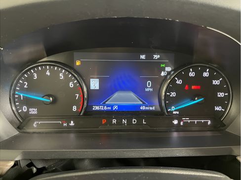 Used 2024 Ford Explorer Limited AWD/4WD image 14