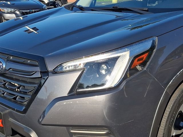 Used 2023 Subaru Forester Limited AWD/4WD image 9