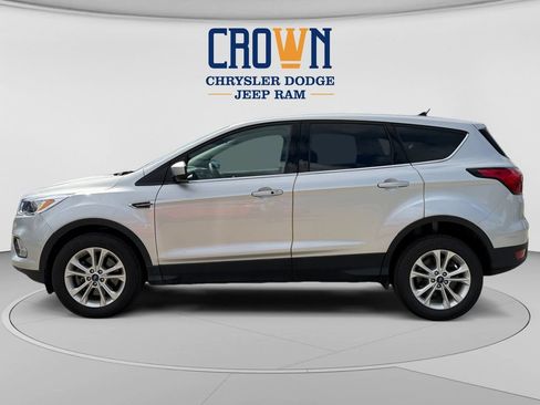 Used 2019 Ford Escape SE AWD/4WD image 6