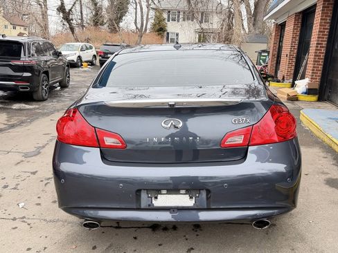 Used 2012 INFINITI G37 x Sedan w/ Premium Pkg image 4