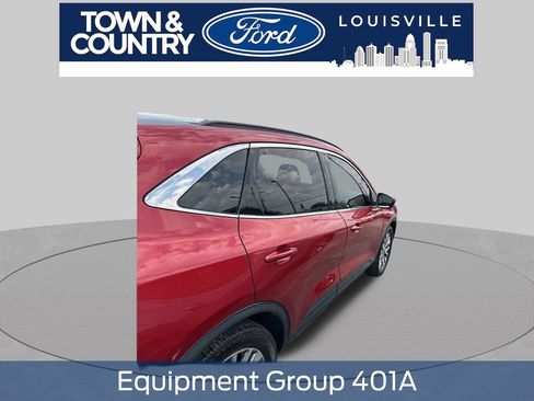 Used 2022 Ford Escape Titanium w/ Class II Trailer Tow Package AWD/4WD image 8