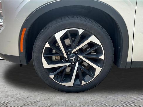 Used 2024 Mitsubishi Outlander SE Black Edition AWD/4WD image 32