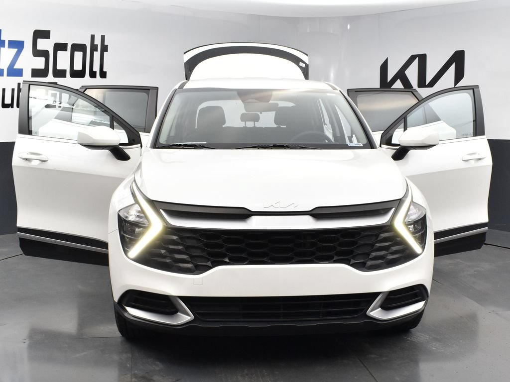 Used 2023 Kia Sportage LX FWD image 25