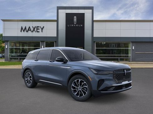 New 2026 Lincoln Nautilus Premier w/ Equipment Group 102A AWD/4WD image 7