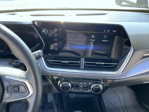 Certified 2024 Chevrolet Trax ACTIV FWD image 13